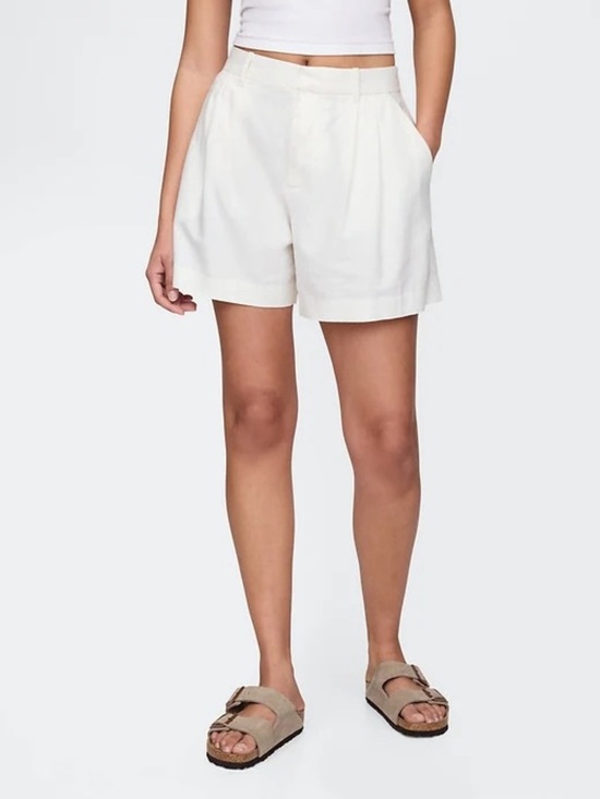 Open Edit Pants - Open edit • NWT linen blend High-Waist Pleated Women’s Shorts in White W17”